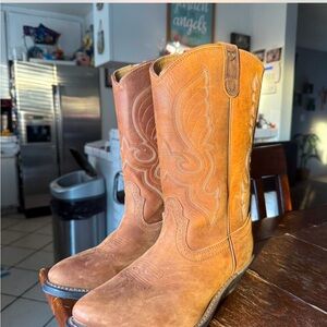 Women Shyanne Tan Leather Cowboy Boots